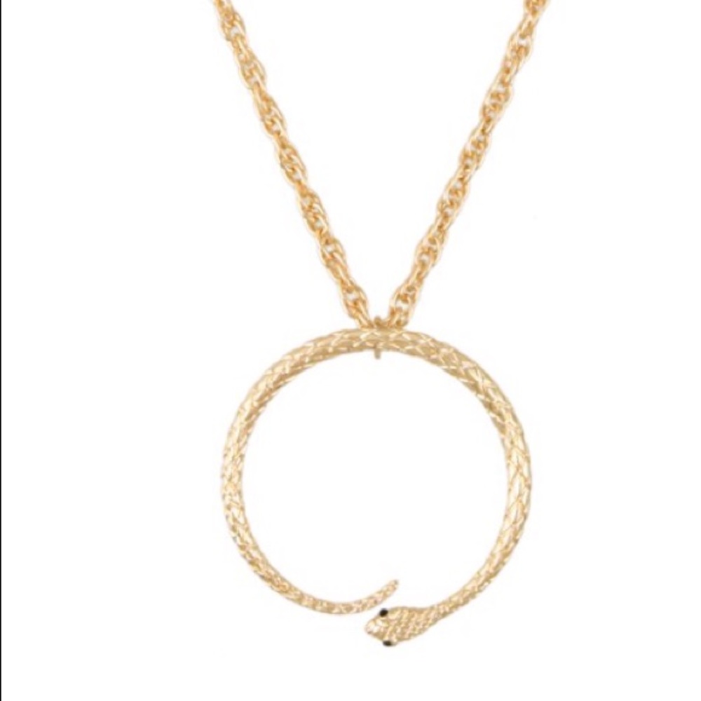 Fashionable Snake Necklace👠👠